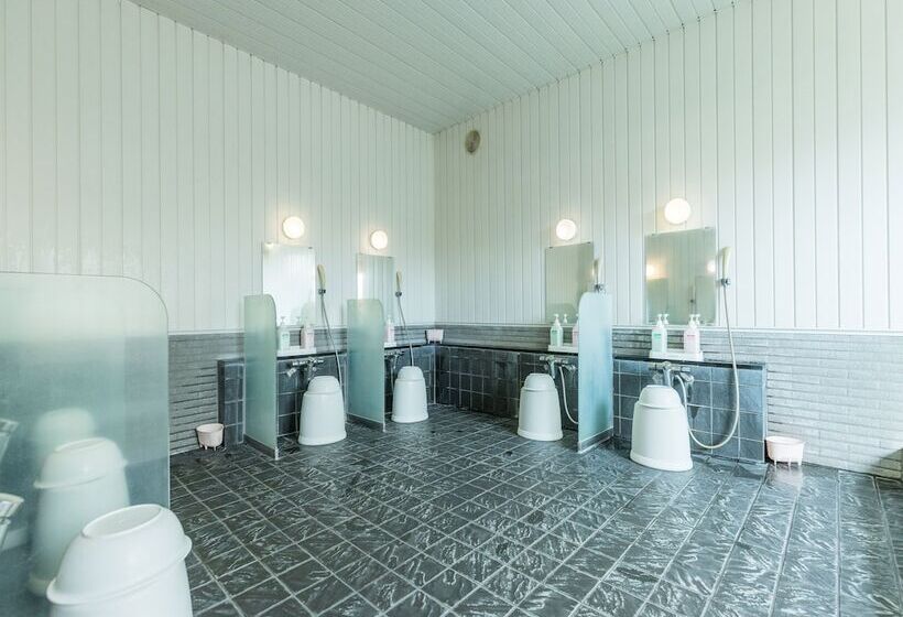 Отель Isesaki East