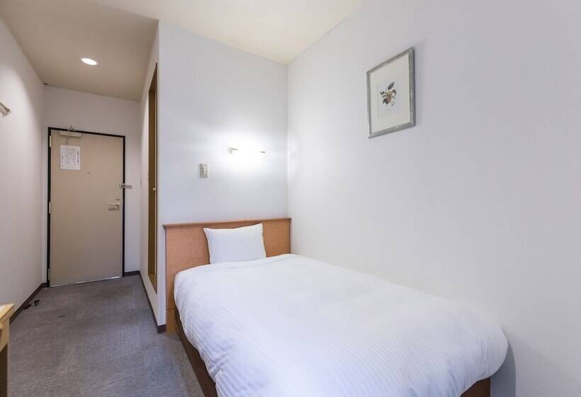 Отель Isesaki East