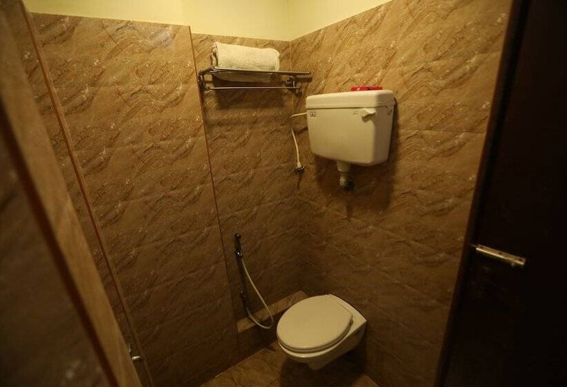 בית מלון כפרי Nestlay Rooms Ambattur