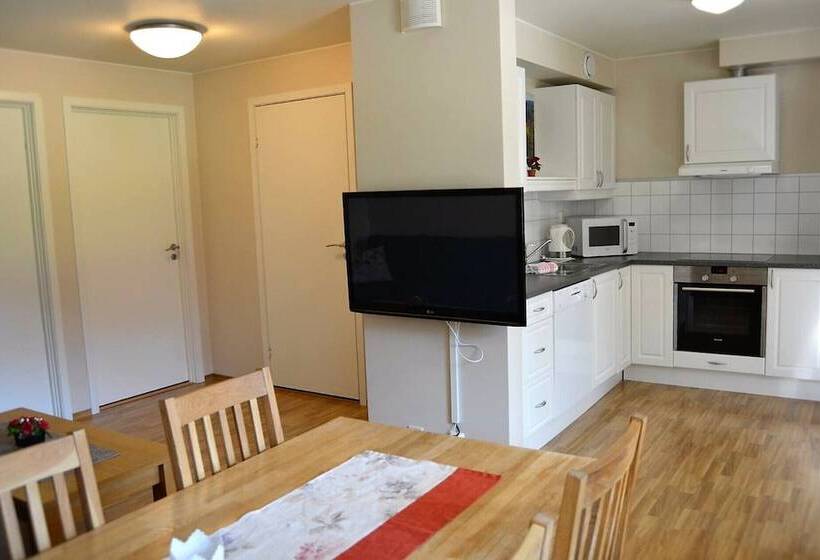 פנסיון Førde Gjestehus Og Camping