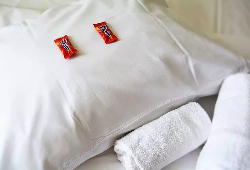 پانسیون Førde Gjestehus Og Camping