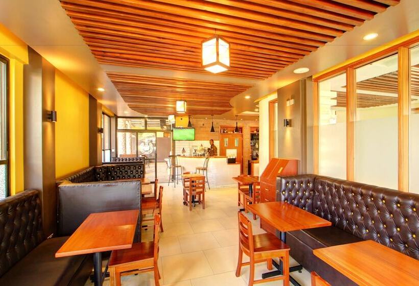 Highlands Suites Hotel Apartments