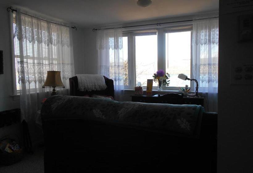 Lake Valley Legends B&b