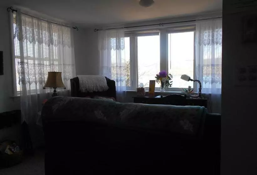 Lake Valley Legends B&b