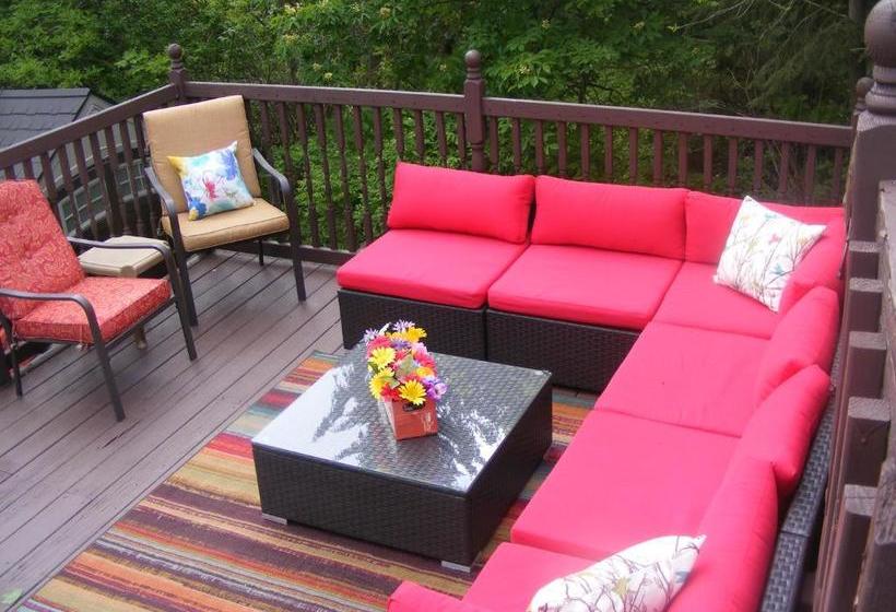 Lake Valley Legends B&b