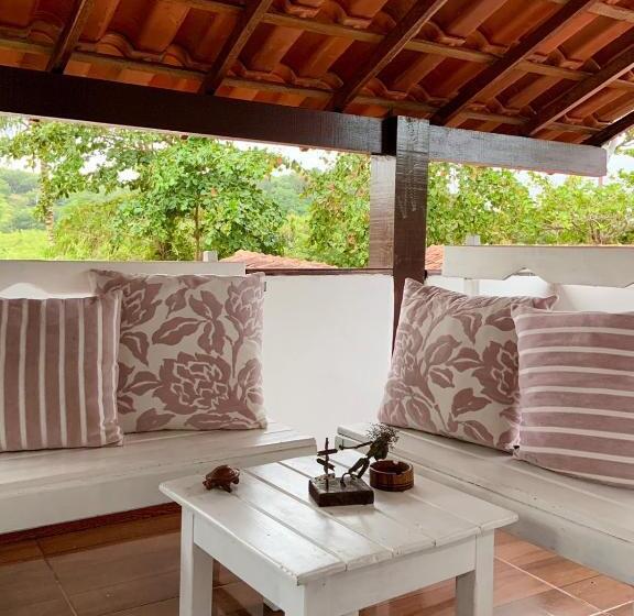 פנסיון Cantinho Da Cineka