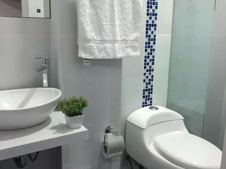 ペンション Paracas Guest House