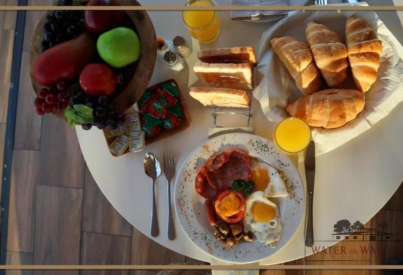 펜션 Water On Waldrift Guesthouse