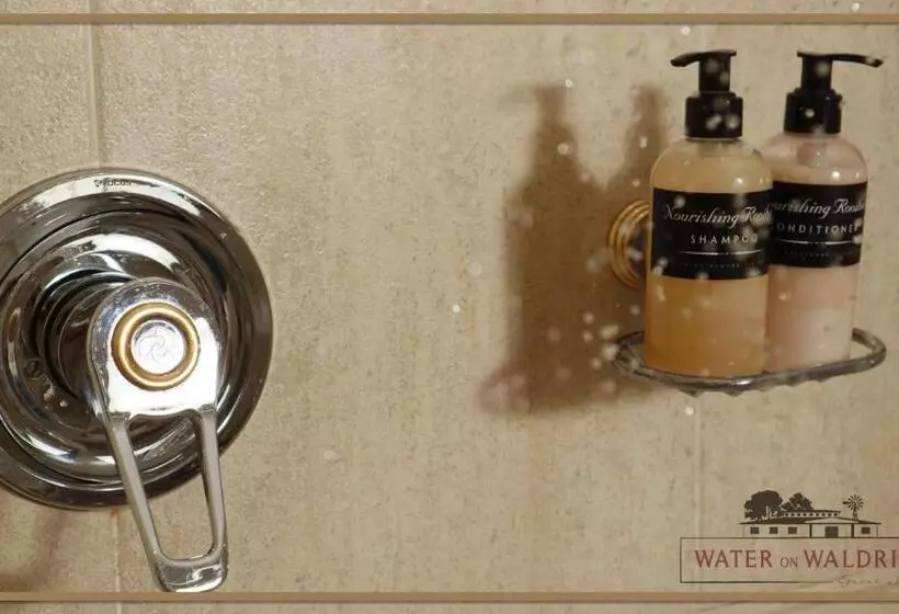 پانسیون Water On Waldrift Guesthouse