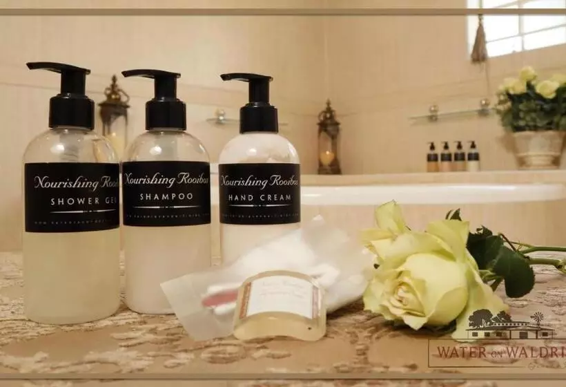 پانسیون Water On Waldrift Guesthouse