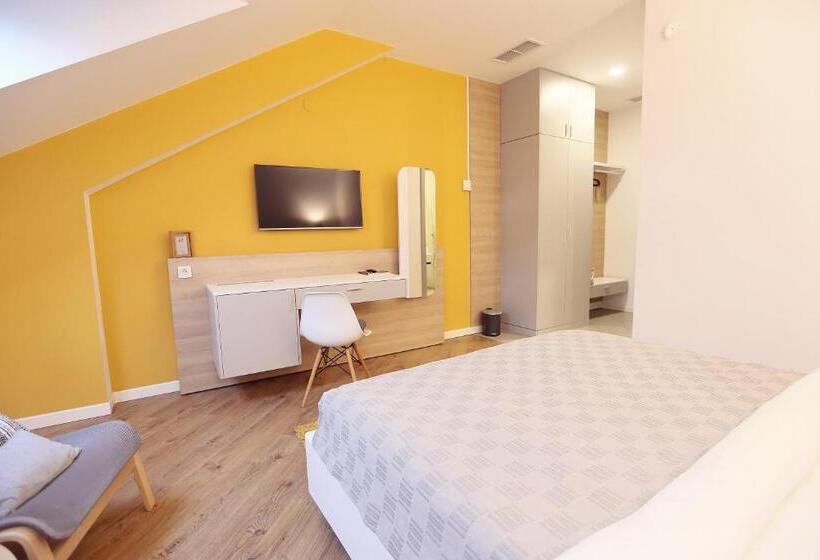 پانسیون Casa M