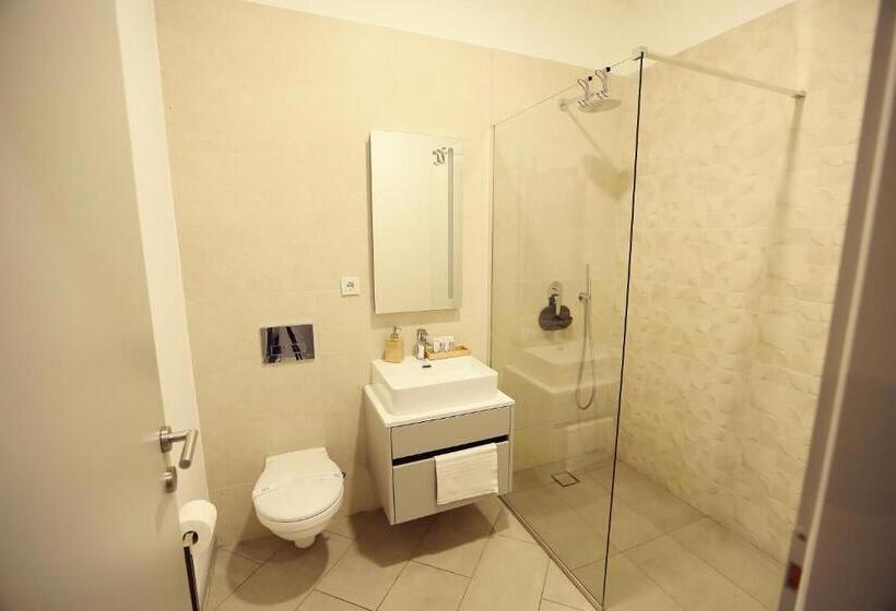 پانسیون Casa M