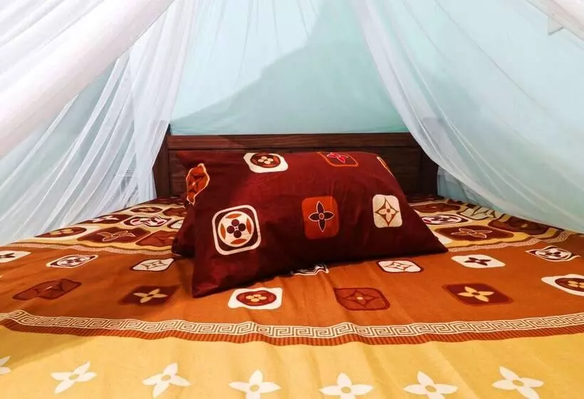 Majatalo Fadhil Guest House