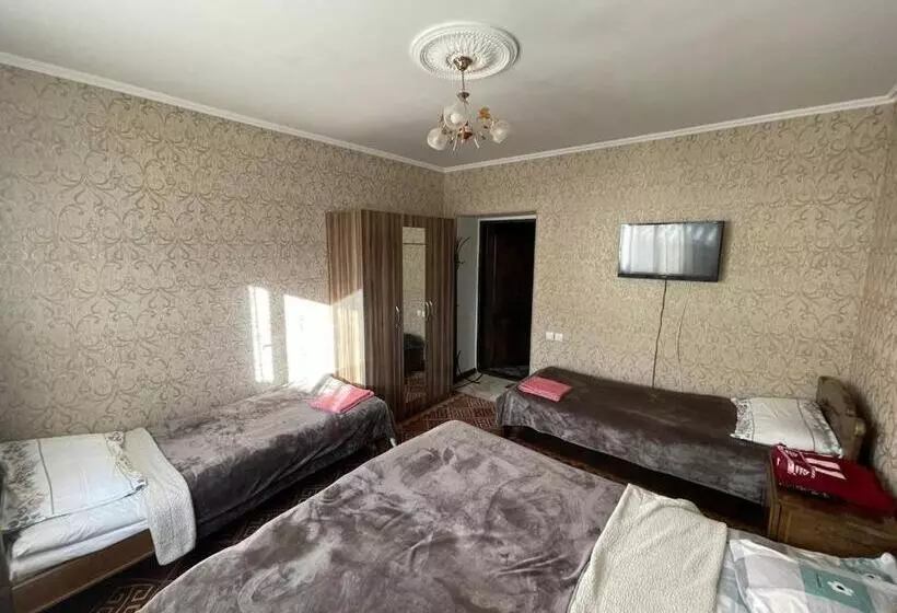 پانسیون Guest House Eles