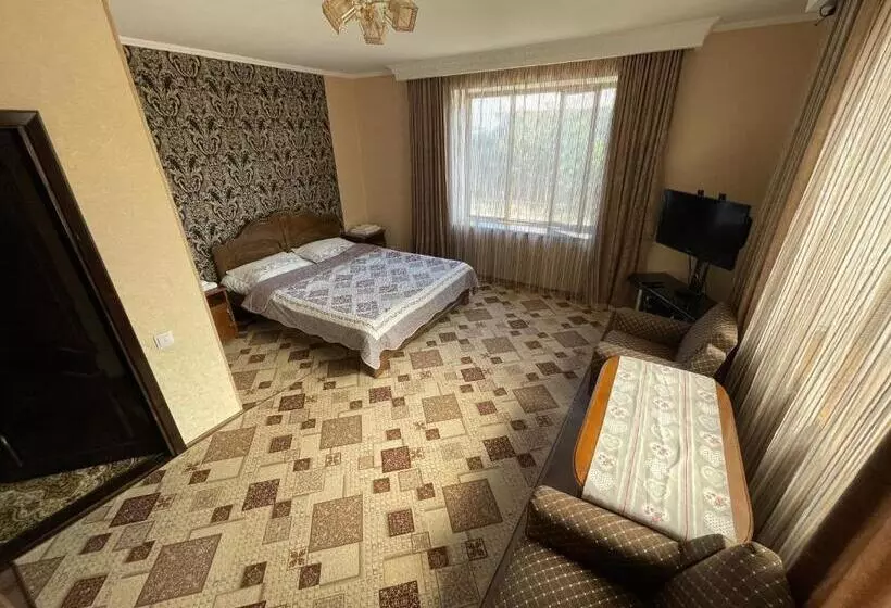 پانسیون Guest House Eles
