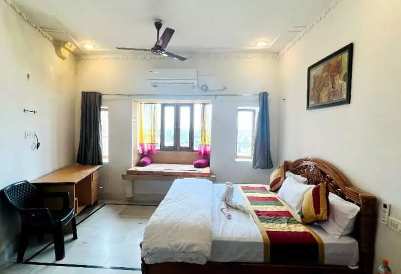 ペンション Ideal Guest House