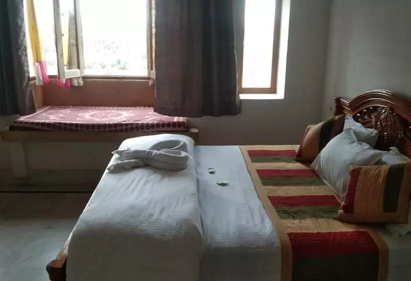 ペンション Ideal Guest House