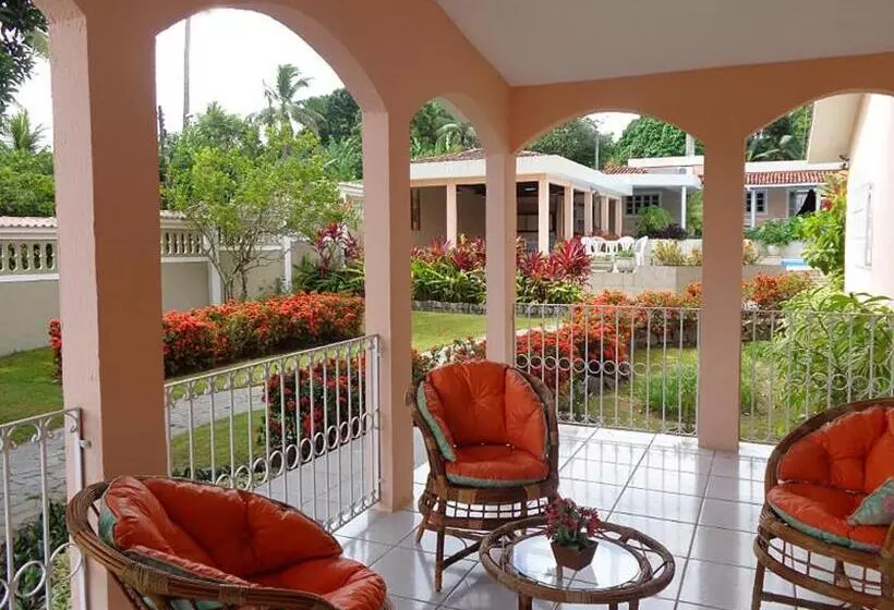 ペンション Pousada Monjope