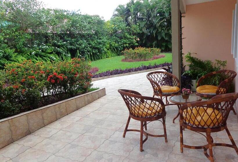 Пансион Pousada Monjope