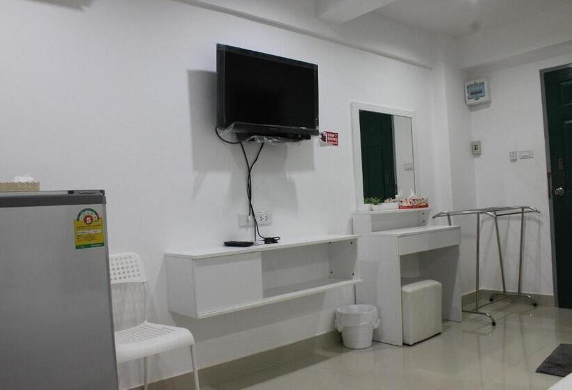 Thanyachatra Boutique