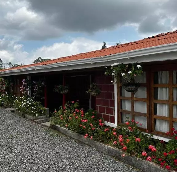 ユースホステル Finca La Toscana