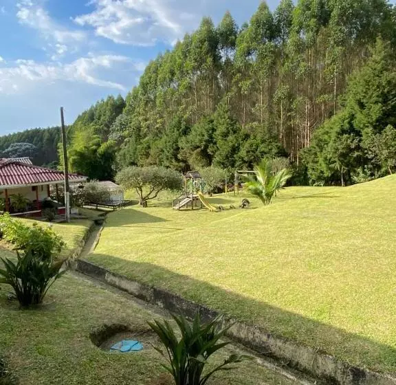 ユースホステル Finca La Toscana