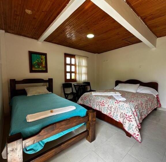 هاستل Finca La Toscana