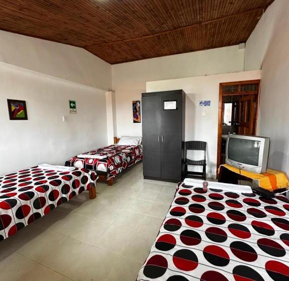 هاستل Finca La Toscana