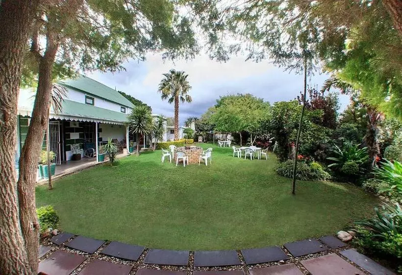 Majatalo Robertson Boutique Backpackers