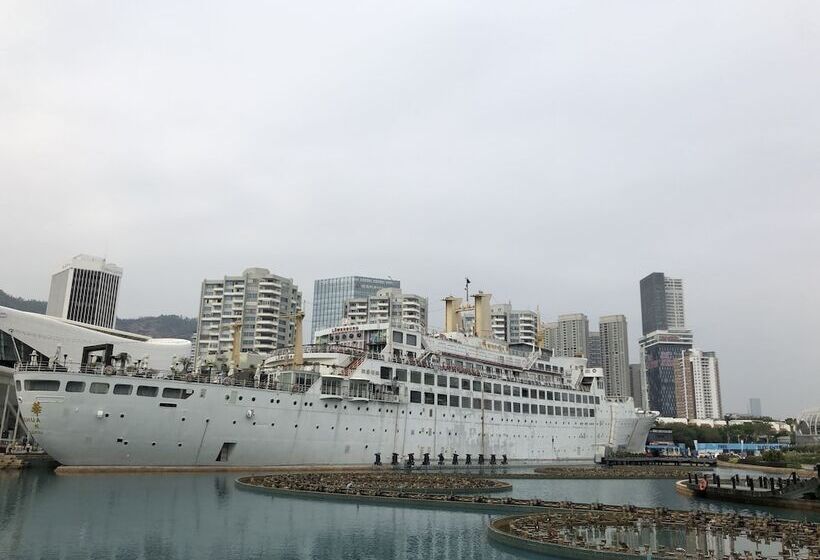 The Clouds Apartment