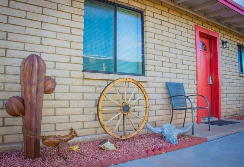 فندق Stagecoach Suites