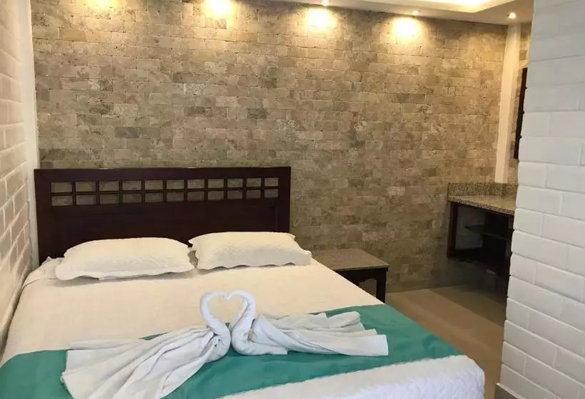 ペンション Hostal Kamelot