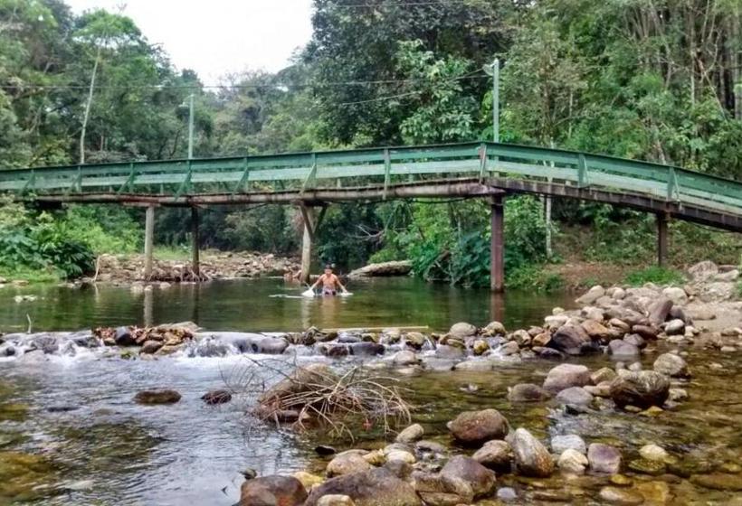 פנסיון Hostel Casa Shamballa