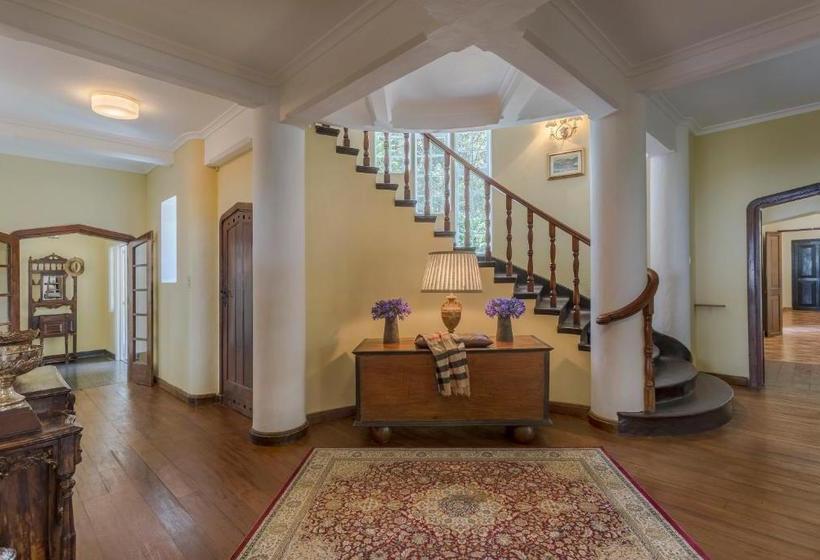 Chatsworth By Edwards Collection