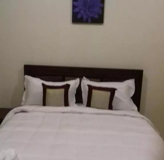 ペンション Iris Comfort Inn