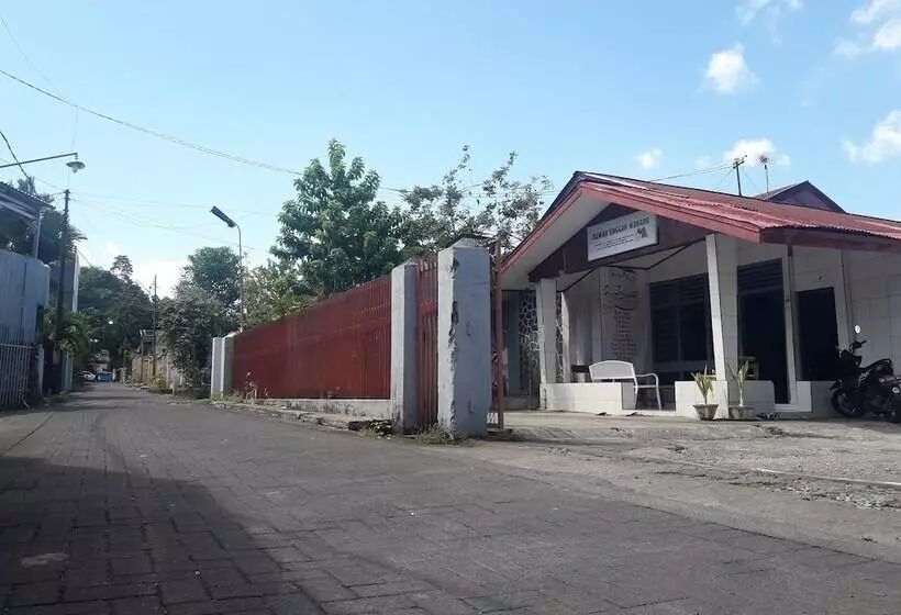Majatalo Rumah Singgah Manado Hostel
