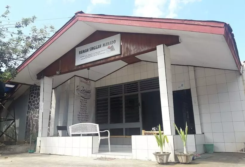 Majatalo Rumah Singgah Manado Hostel