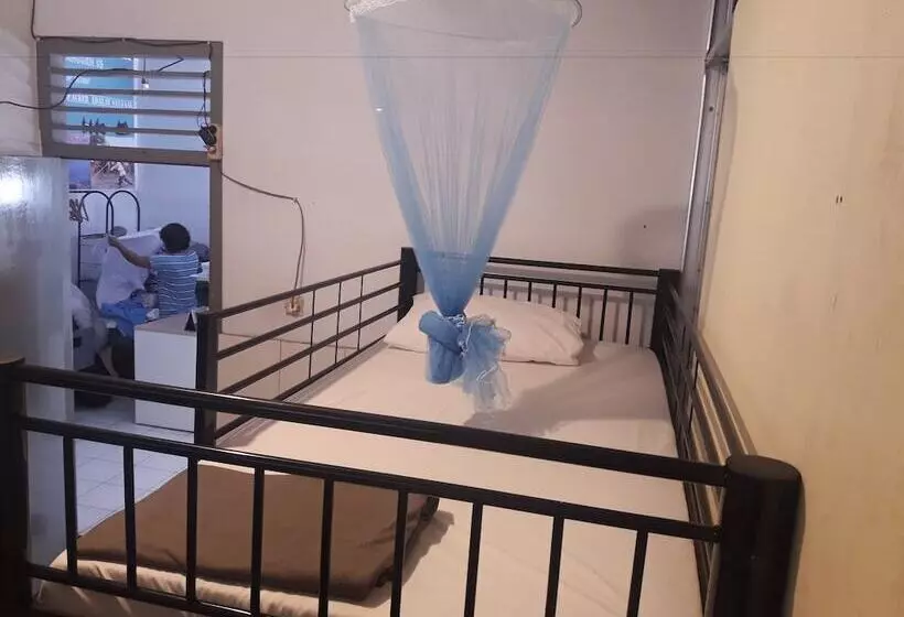 Majatalo Rumah Singgah Manado Hostel