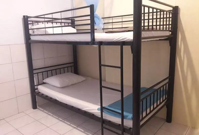 Majatalo Rumah Singgah Manado Hostel