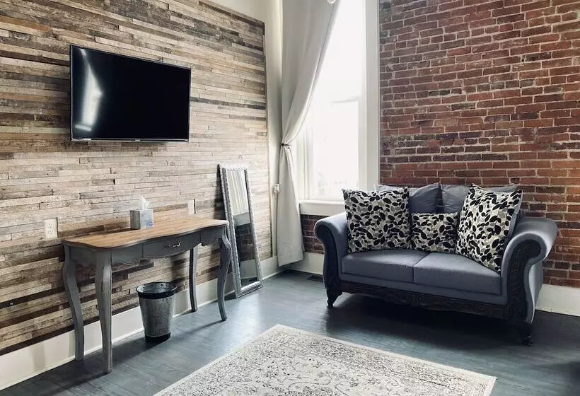 Hotelli Eighteenninety Sleepover