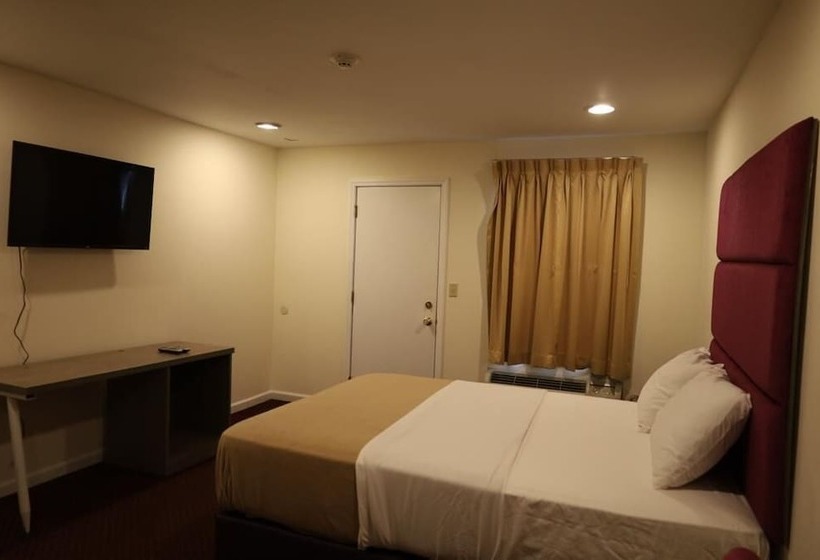 فندق على الطريق The Hamlet Inn At Warwick