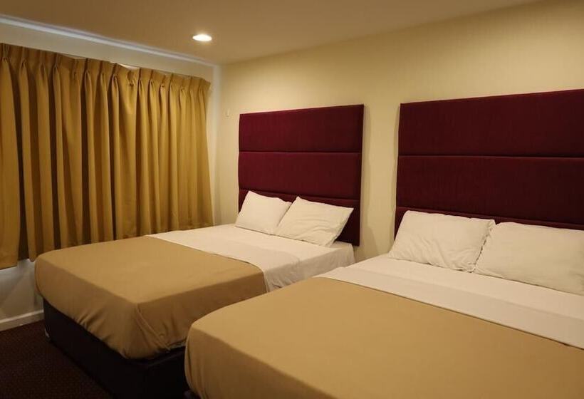 فندق على الطريق The Hamlet Inn At Warwick