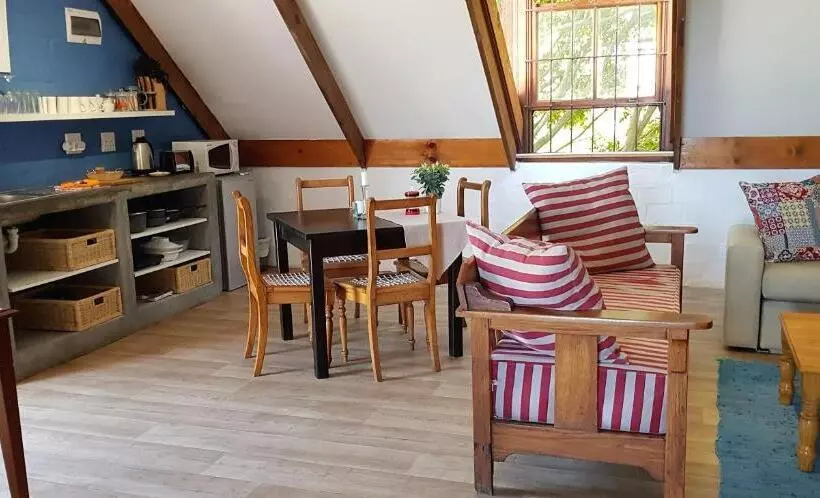 پانسیون Hemel En Aarde Village Accommodation