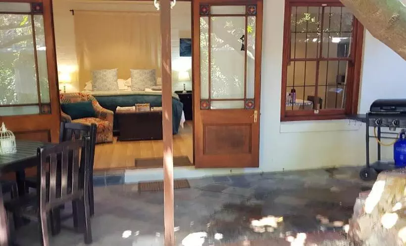 پانسیون Hemel En Aarde Village Accommodation
