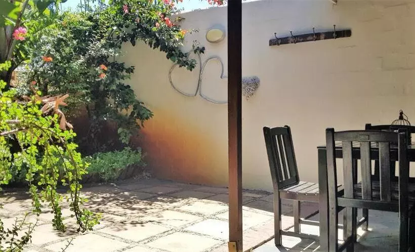 پانسیون Hemel En Aarde Village Accommodation