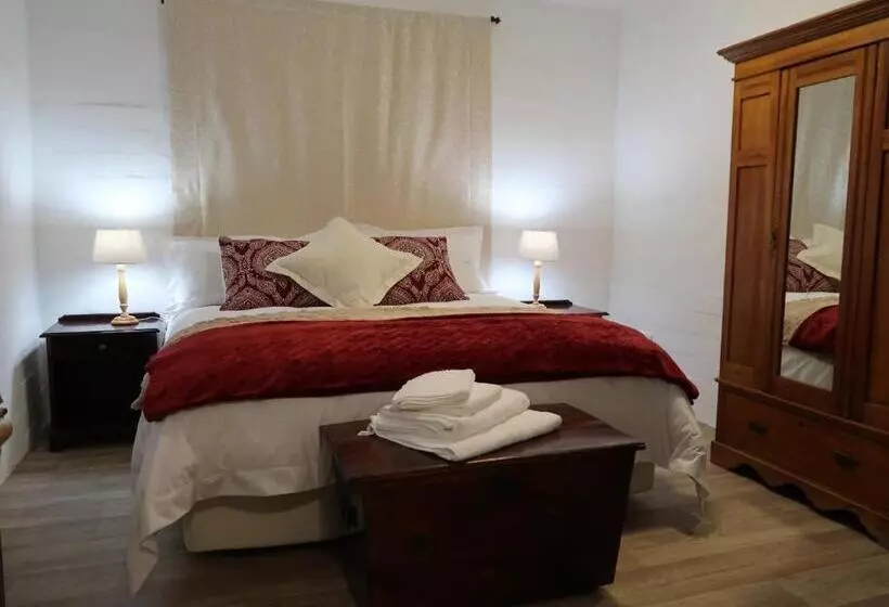 پانسیون Hemel En Aarde Village Accommodation
