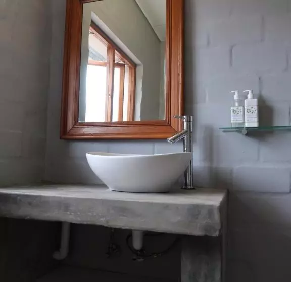 پانسیون Hemel En Aarde Village Accommodation