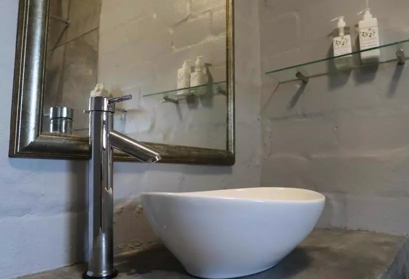پانسیون Hemel En Aarde Village Accommodation