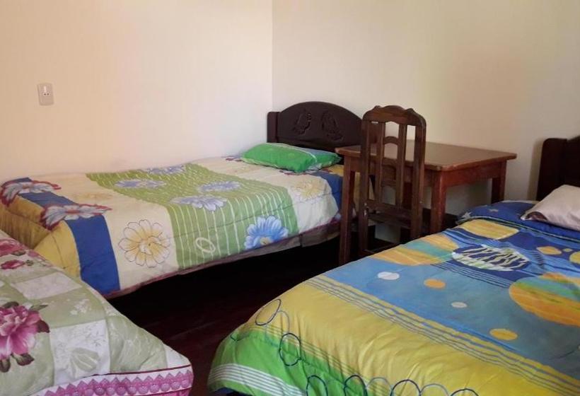 پانسیون Hostal Algas Del Titicaca