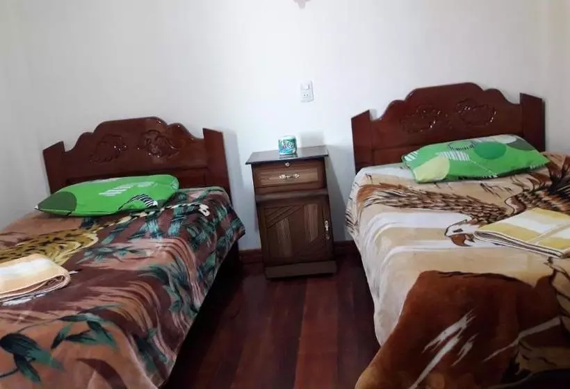پانسیون Hostal Algas Del Titicaca